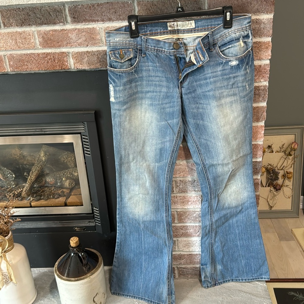 Hollister size 9 bell bottoms